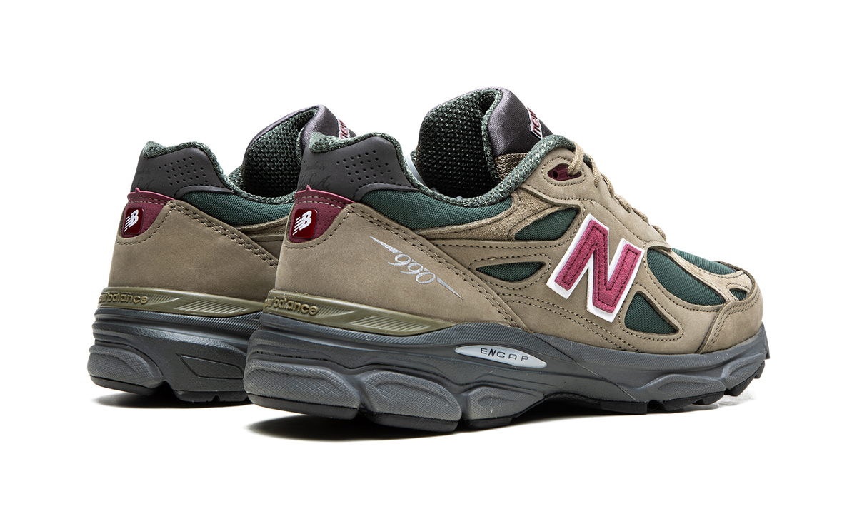 Overkicks - New Balance 990v3 MiUSA Teddy Santis Green Purple (M990GP3) - par completo