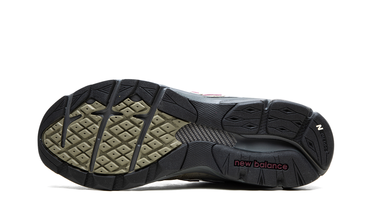 Overkicks - New Balance 990v3 MiUSA Teddy Santis Green Purple (M990GP3) - vista superior