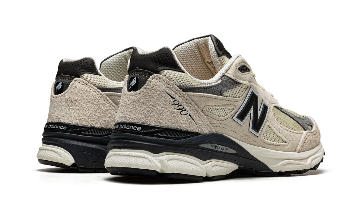Overkicks - New Balance 990v3 MiUSA Teddy Santis Moonbeam (M990AD3) - par completo
