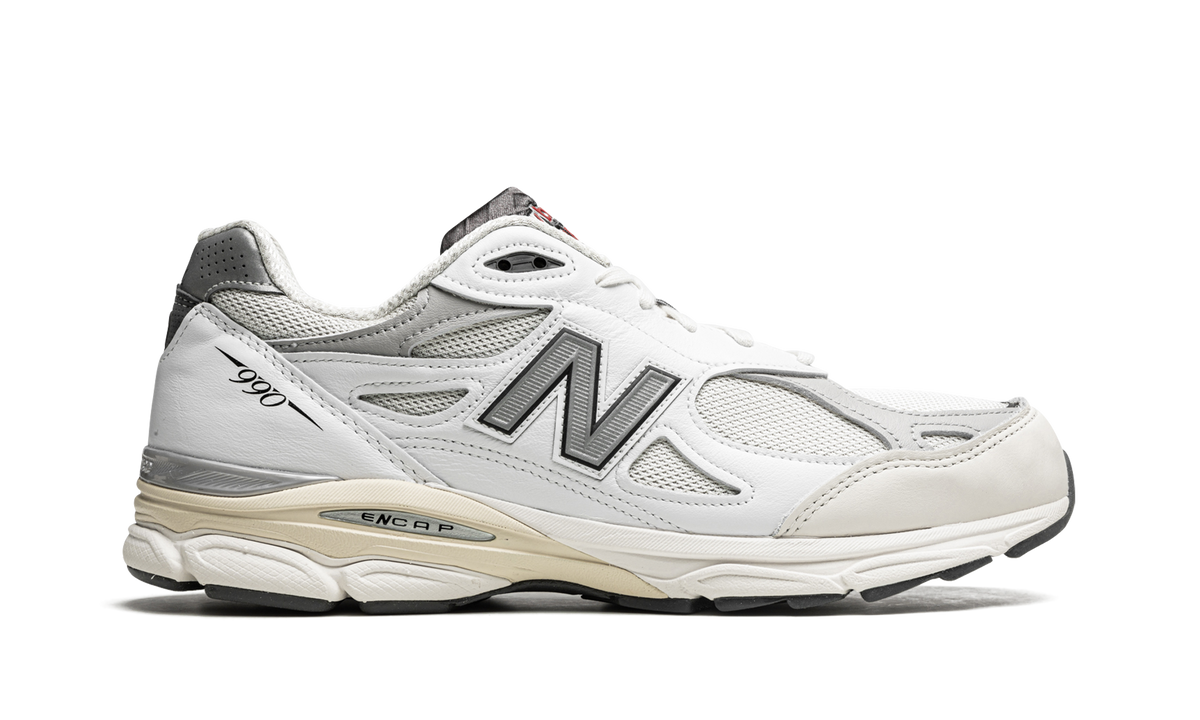 Overkicks - New Balance 990v3 MiUSA Teddy Santis Sea Salt (M990AL3) - detalle talón
