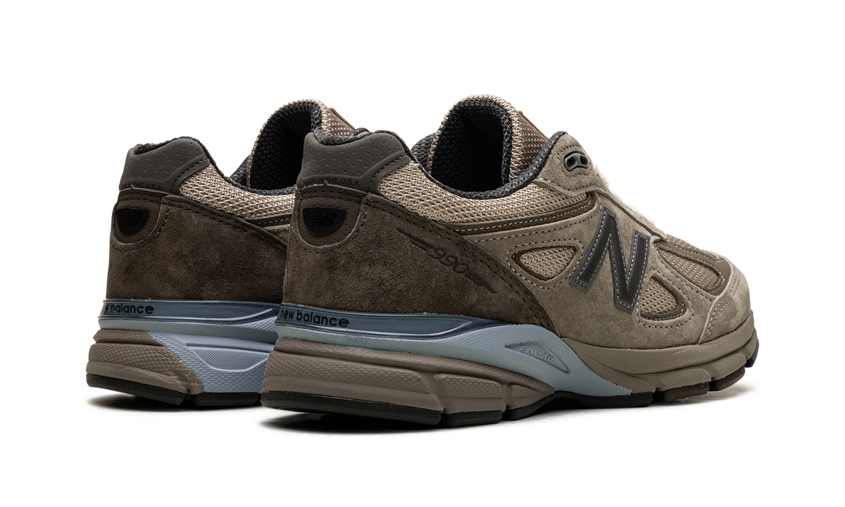 Overkicks - New Balance 990v4 MiUSA Auralee Grey (U990AR4) - par completo