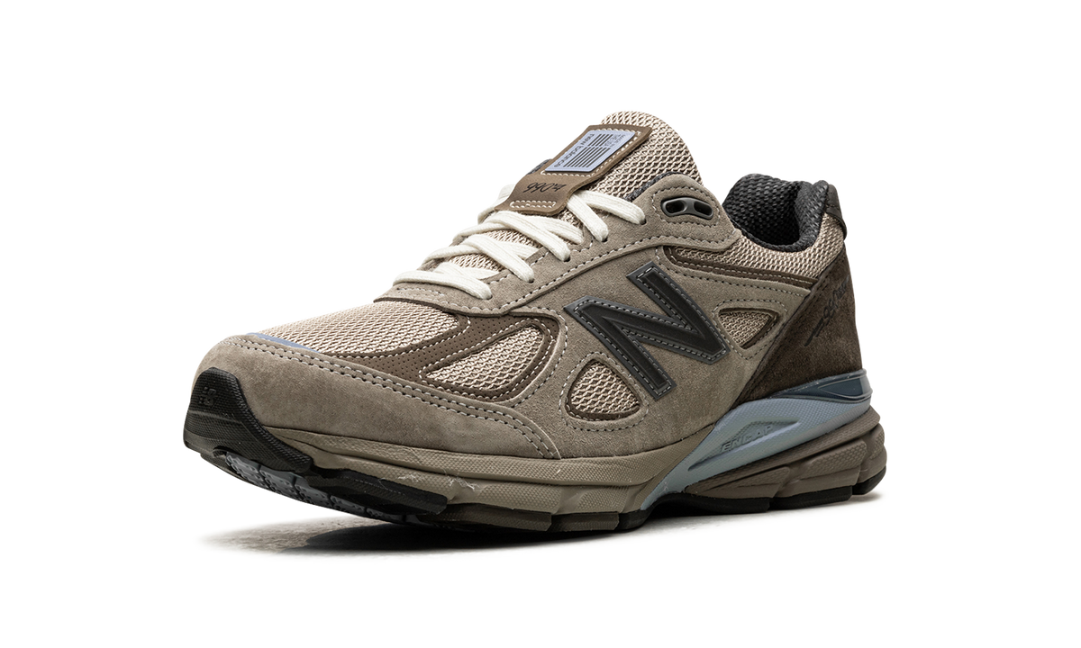 Overkicks - New Balance 990v4 MiUSA Auralee Grey (U990AR4) - detalle suela