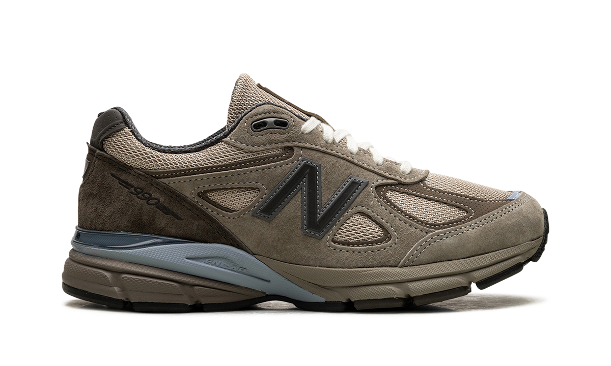 Overkicks - New Balance 990v4 MiUSA Auralee Grey (U990AR4) - detalle talón
