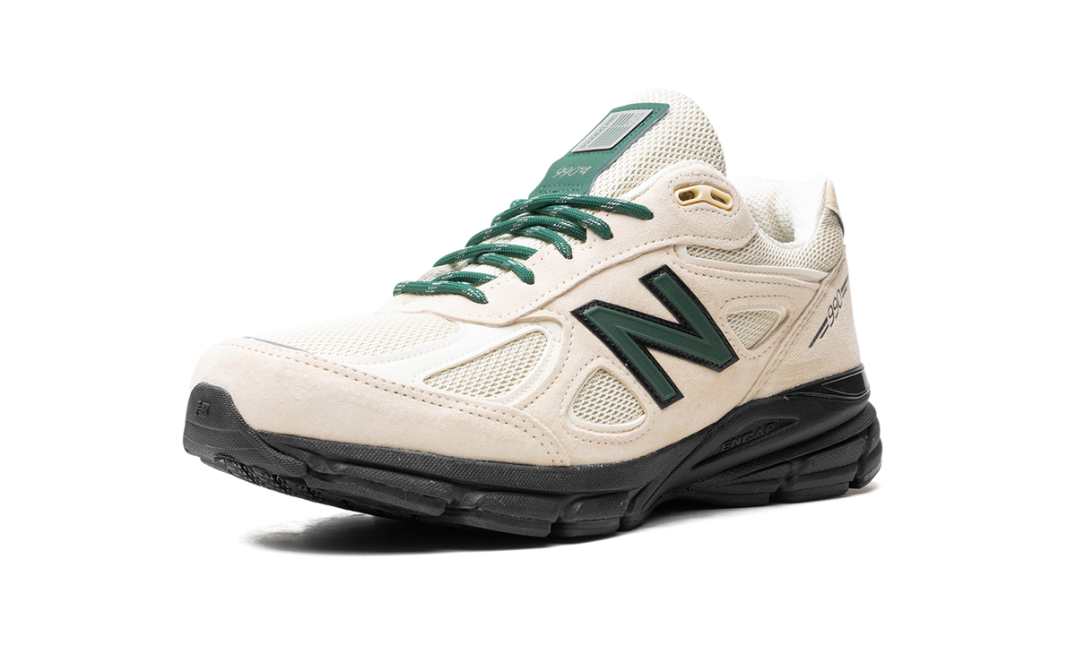 Overkicks - New Balance 990v4 MiUSA Teddy Santis Macadamia Nut (U990GB4) - detalle suela