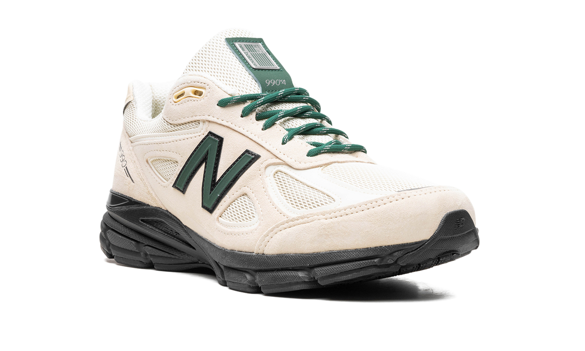 Overkicks - New Balance 990v4 MiUSA Teddy Santis Macadamia Nut (U990GB4) - detalle lateral interior