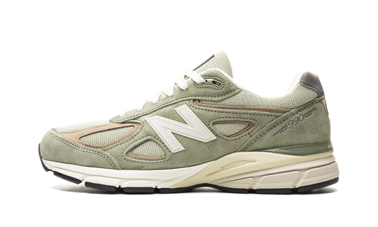 Overkicks - New Balance 990v4 MiUSA Teddy Santis Olive Incense (U990GT4) - vista lateral
