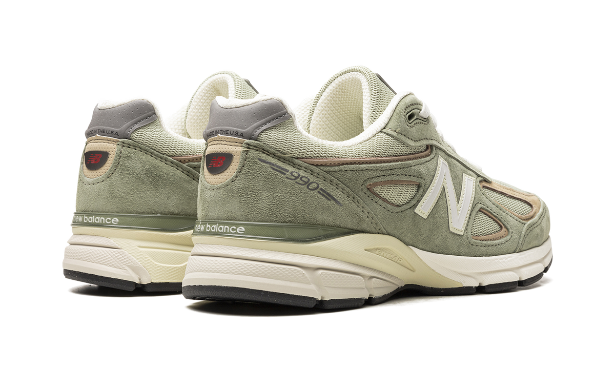Overkicks - New Balance 990v4 MiUSA Teddy Santis Olive Incense (U990GT4) - par completo