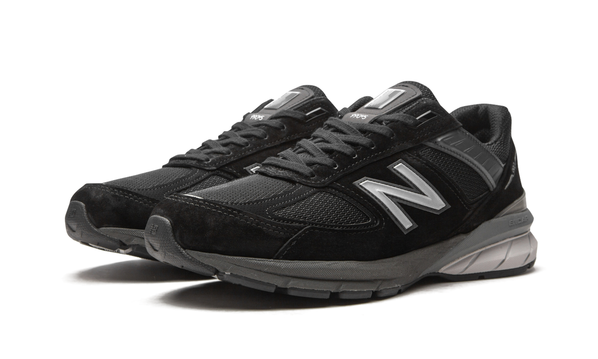 Overkicks - New Balance 990v5 Black (M990BK5) - vista trasera