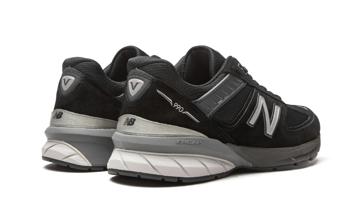 Overkicks - New Balance 990v5 Black (M990BK5) - par completo
