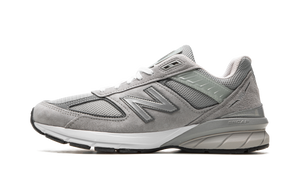 990
