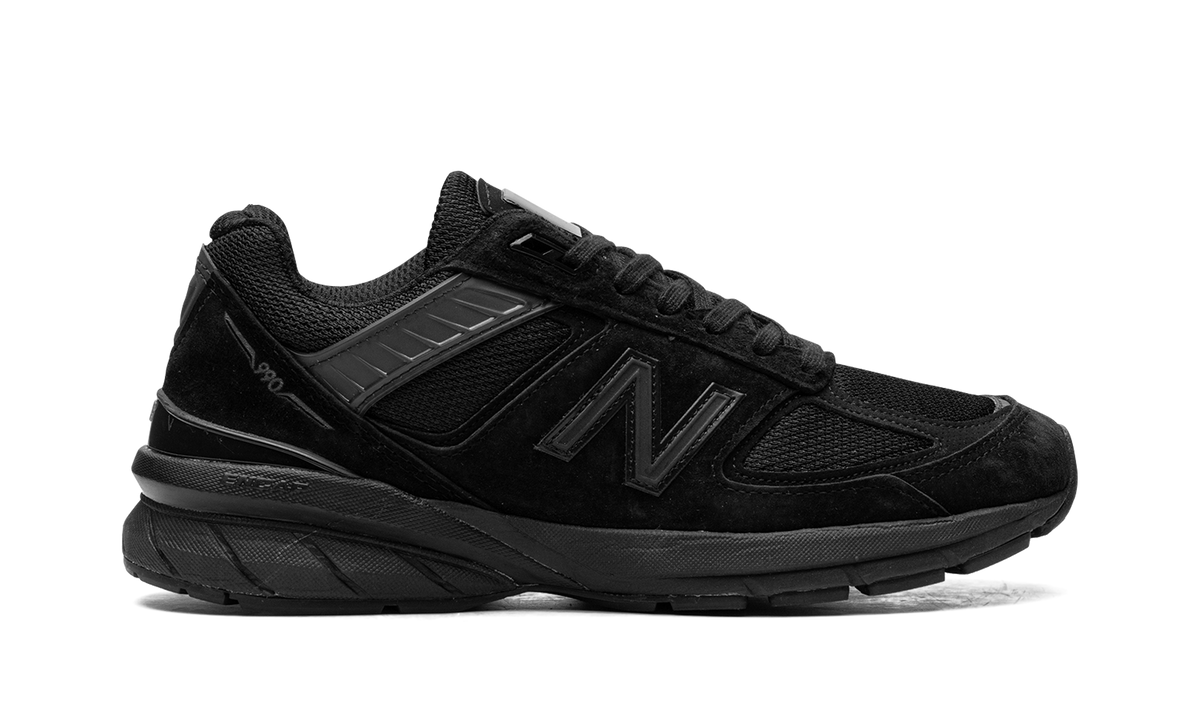 Overkicks - New Balance 990v5 MiUSA Triple Black (M990BB5) - detalle talón