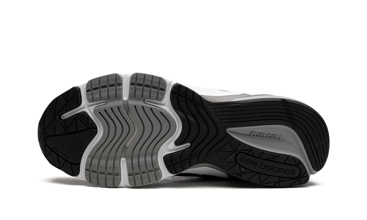 Overkicks - New Balance 990v6 MiUSA Black Grey White (Womens) (W990BK6) - vista superior