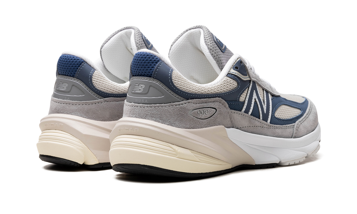 Overkicks - New Balance 990v6 MiUSA Grey Day (2023) (U990TC6) - par completo