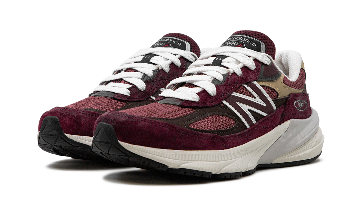 Overkicks - New Balance 990v6 MiUSA Teddy Santis Burgundy Tan (U990BT6) - vista trasera