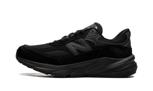 Overkicks - New Balance 990v6 Triple Black (U990BB6) - vista lateral