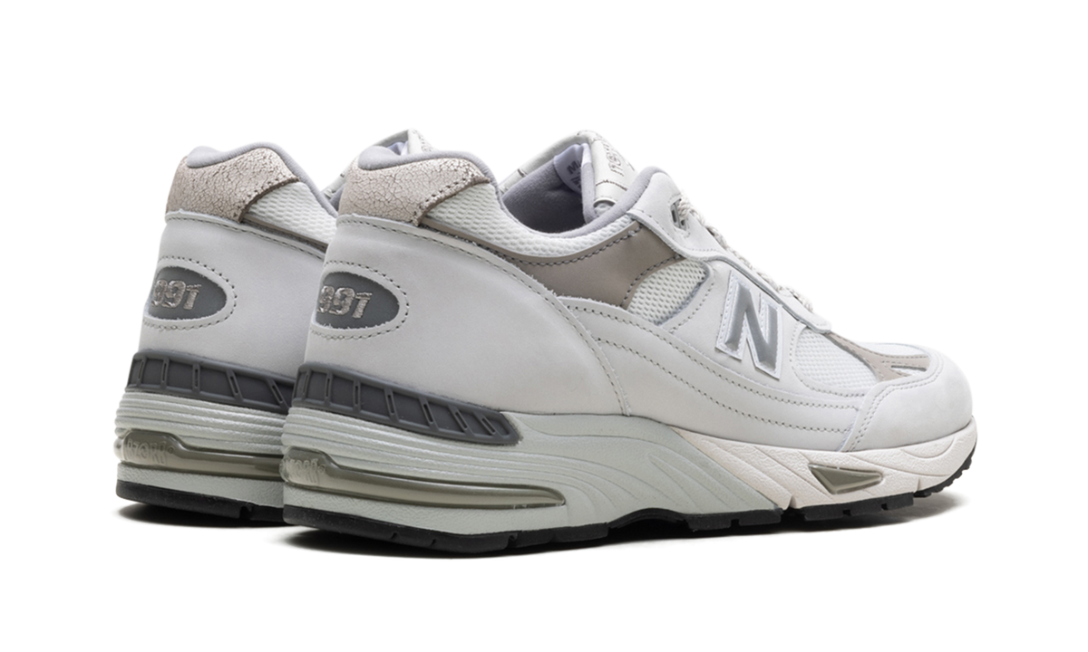 Overkicks - New Balance 991 MiUK Star White (M991FLB) - par completo