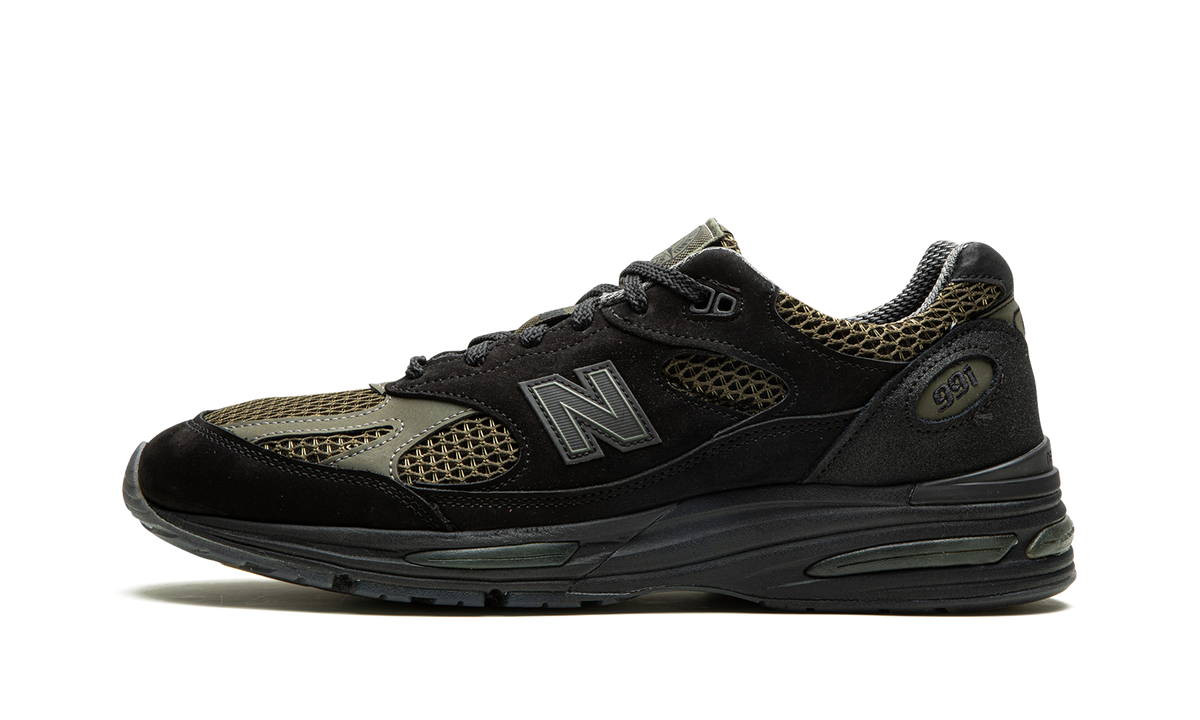 Overkicks - New Balance 991v2 MiUK Stone Island Black (U991SD2) - vista lateral