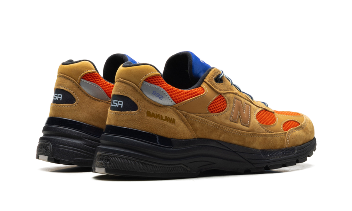 Overkicks - New Balance 992 MiUSA Action Bronson Tiger Eye (U992AB1) - par completo