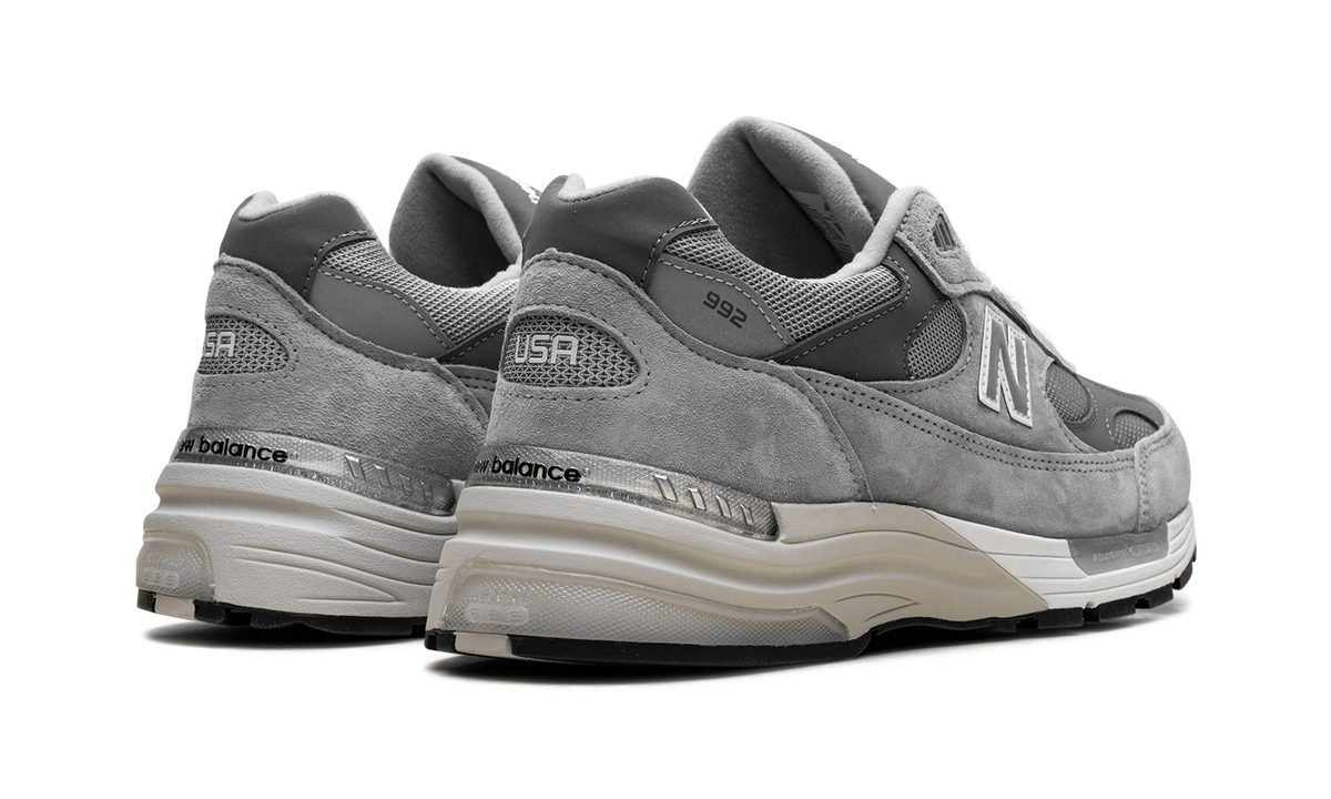 Overkicks - New Balance 992 MiUSA Grey Silver Metallic (U992GY) - par completo