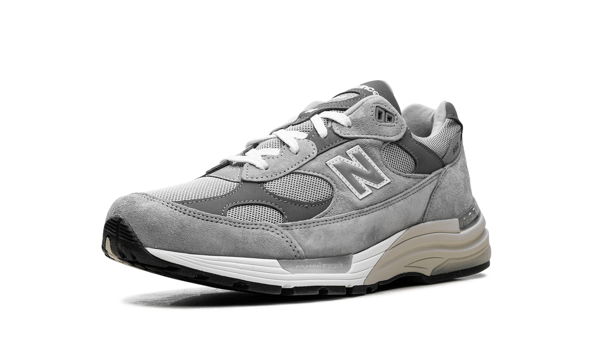 Overkicks - New Balance 992 MiUSA Grey Silver Metallic (U992GY) - detalle suela