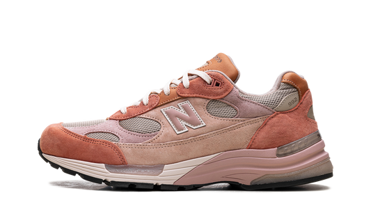 Overkicks - New Balance 992 MiUSA Joe Freshgoods Aged Well (U992JG1) - vista lateral