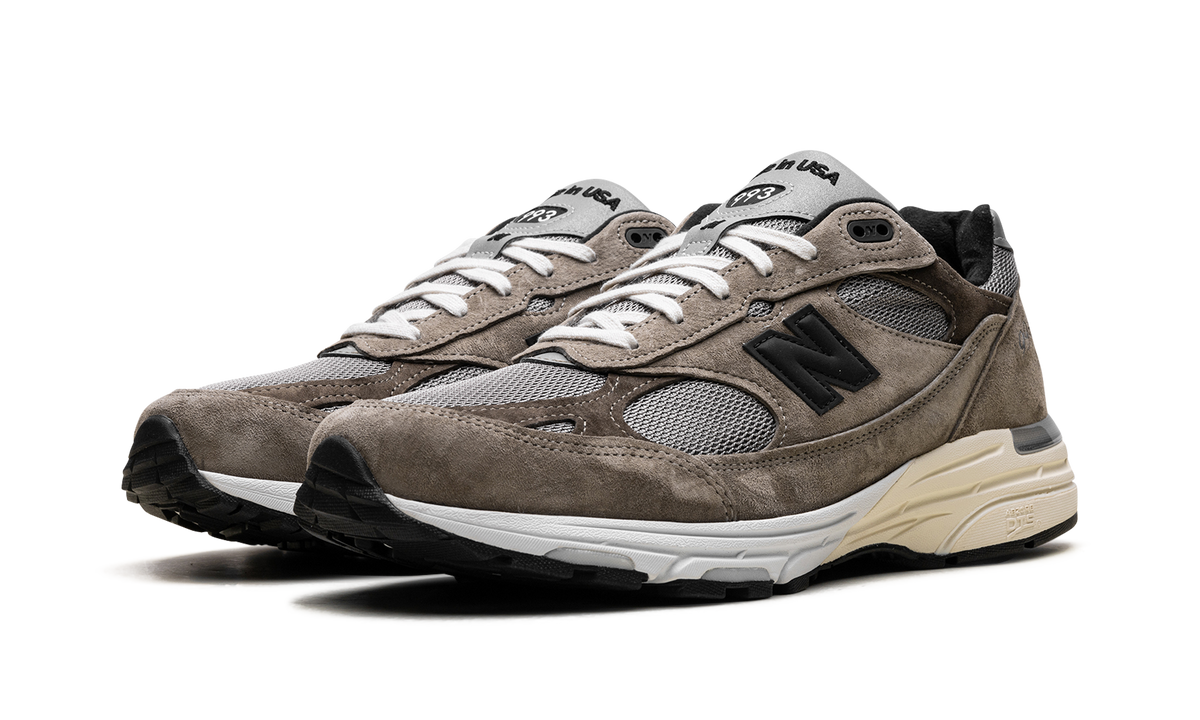 Overkicks - New Balance 993 MiUSA JJJJound Military Urban Grey Angora (U993JJ) - vista trasera