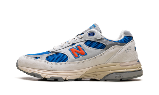 Overkicks - New Balance 993 MiUSA Kith Madison Square Garden Ancient Scroll (U993MS) - vista lateral