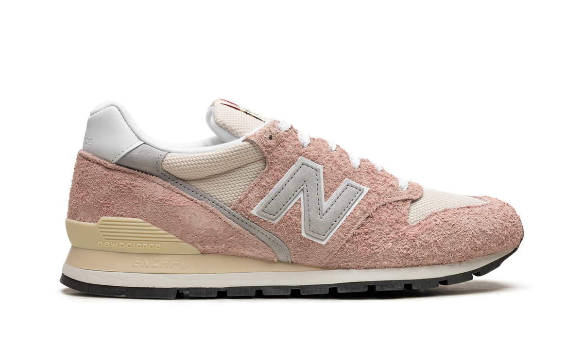 Overkicks - New Balance 996 MiUSA Pink Haze (U996TA) - detalle talón