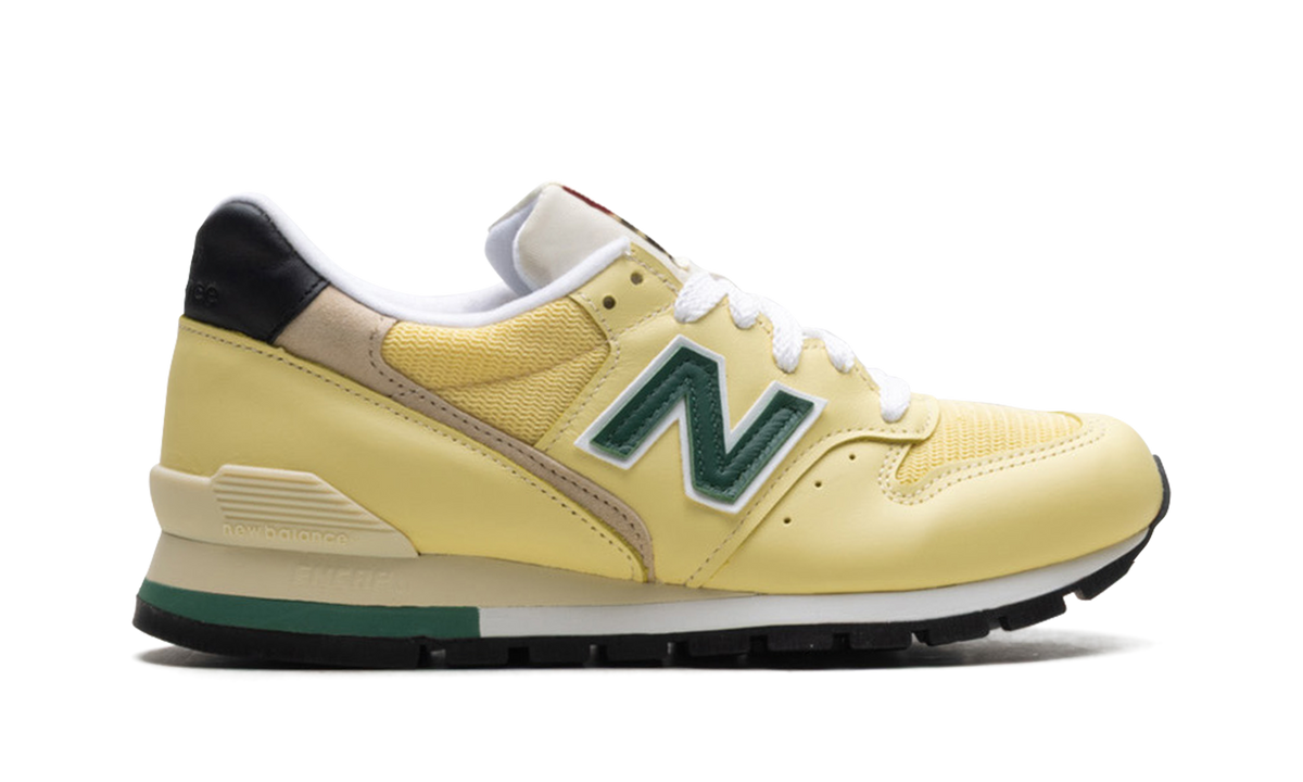 Overkicks - New Balance 996 MiUSA Sulphur Forest Green (U996TD) - detalle talón