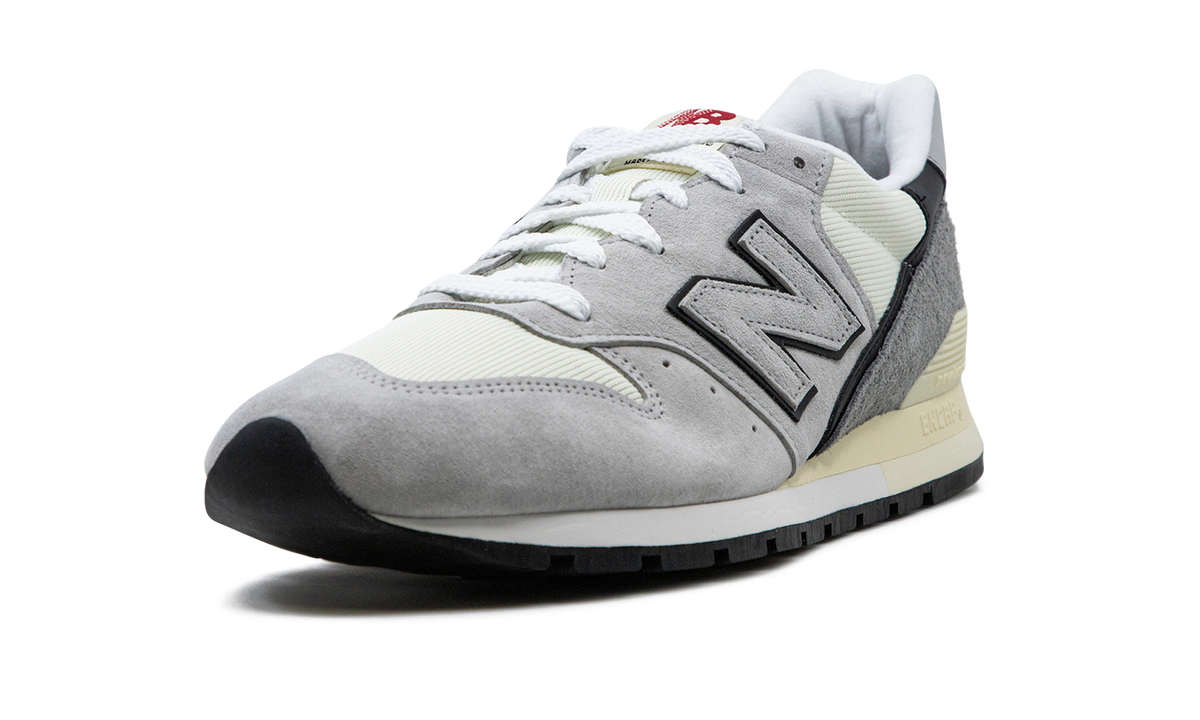 Overkicks - New Balance 996 MiUSA Teddy Santis Grey White Black (U996TG) - detalle suela