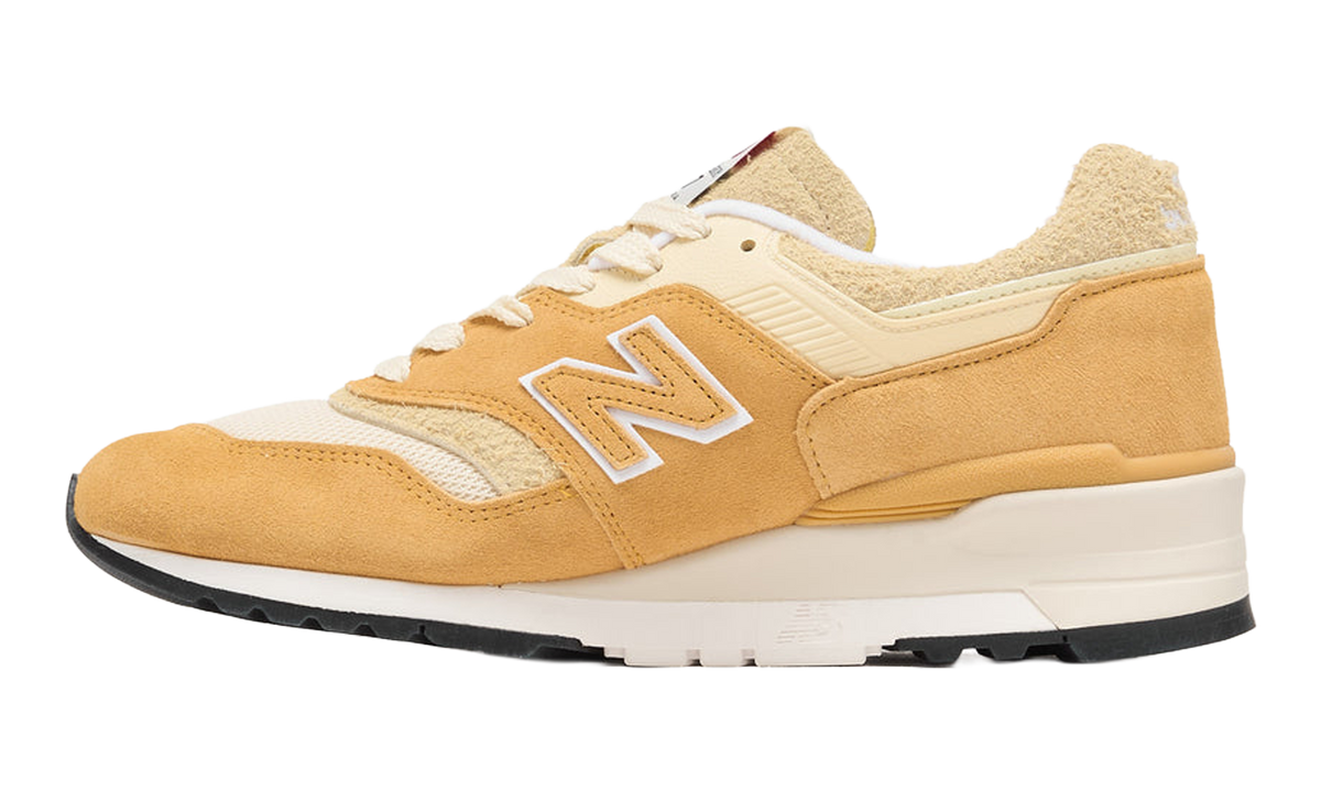 Overkicks - New Balance 997 MiUSA Dried Apricot Calcium (U997AC) - vista lateral