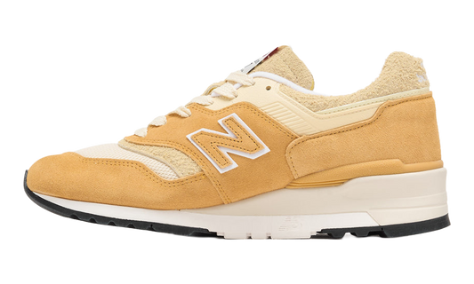Overkicks - New Balance 997 MiUSA Dried Apricot Calcium (U997AC) - vista lateral
