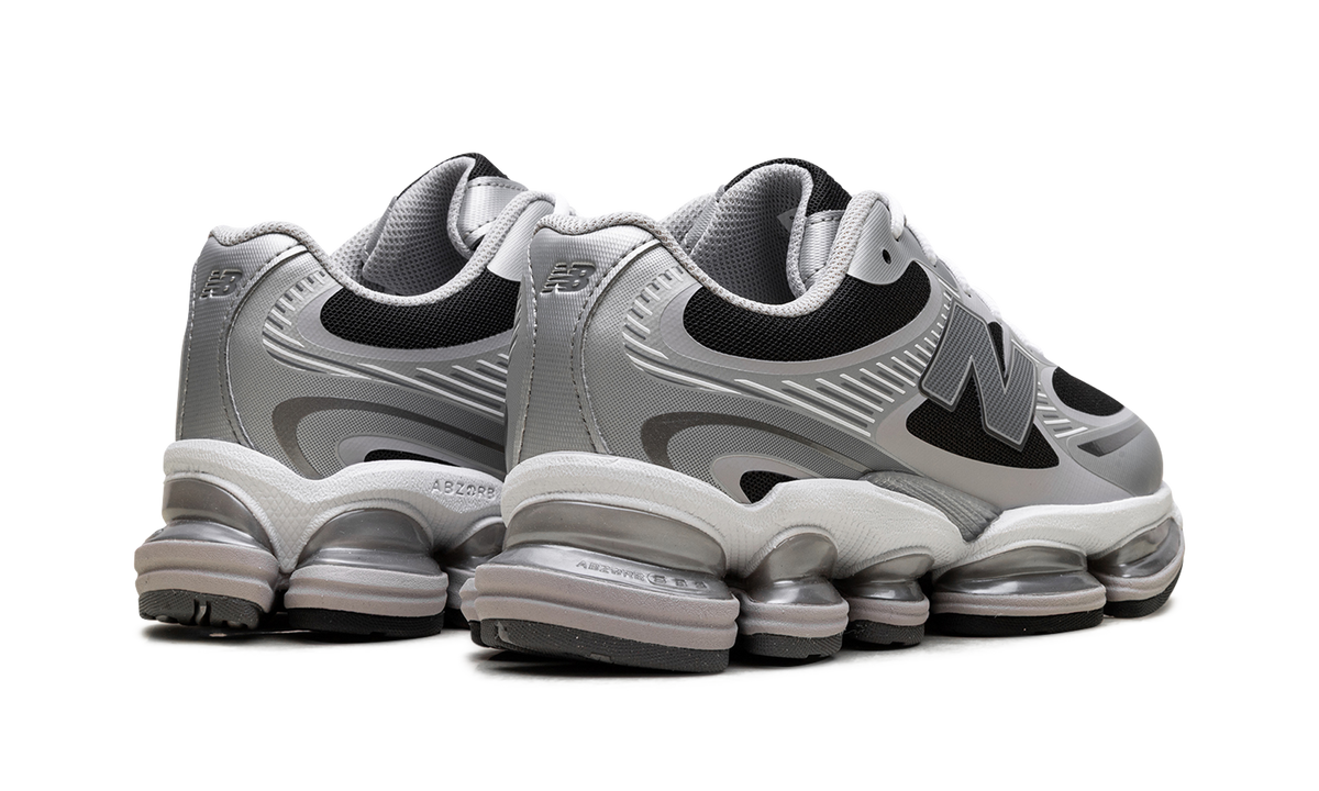 Overkicks - New Balance Abzorb 2000 Silver Metallic-Faded Black (U20003OZ) - par completo