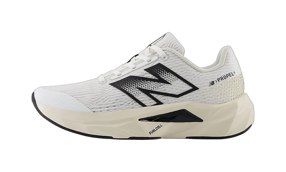 Overkicks - New Balance FuelCell Propel v5 White Black Linen (GS) (GPFCPRC5) - vista lateral