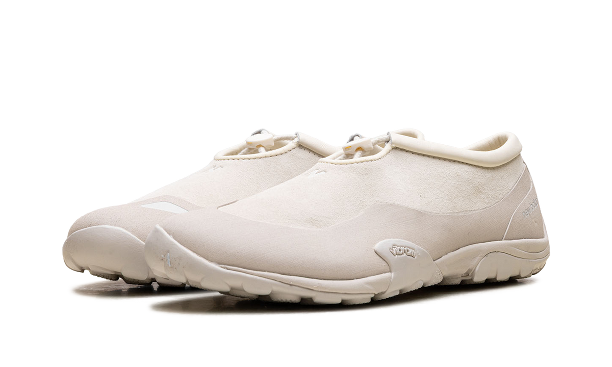 Overkicks - New Balance MT10T Tokyo Design Studio Cream (MT10TTD) - vista trasera