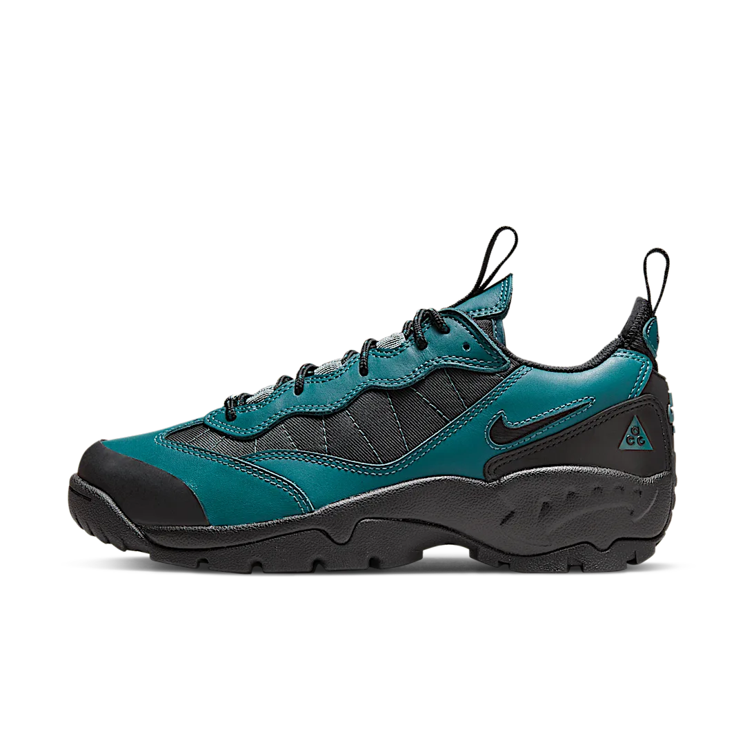 Overkicks - Nike ACG Air Mada Low Ash Green (DM3004-001) - vista lateral
