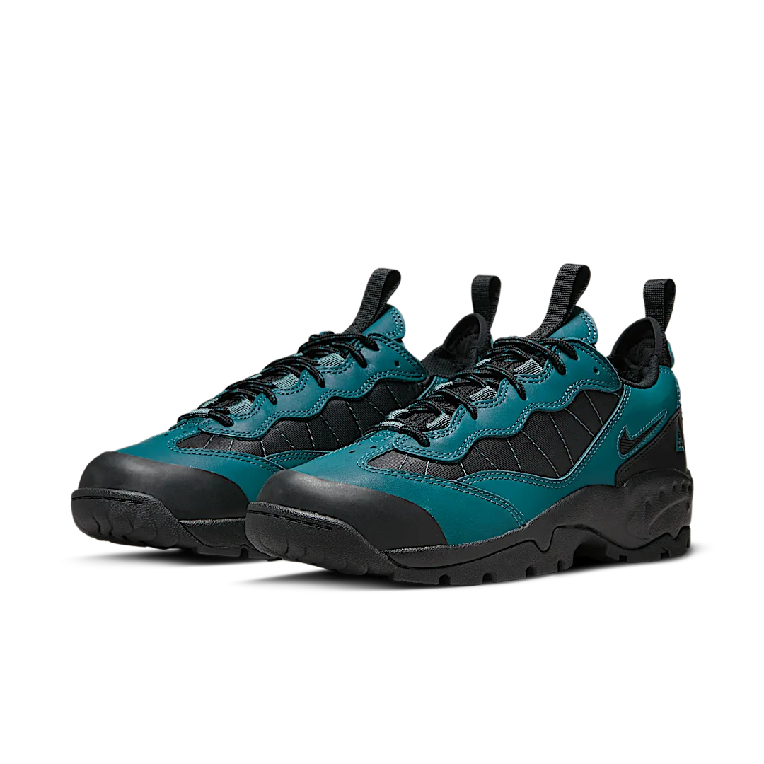 Overkicks - Nike ACG Air Mada Low Ash Green (DM3004-001) - vista trasera