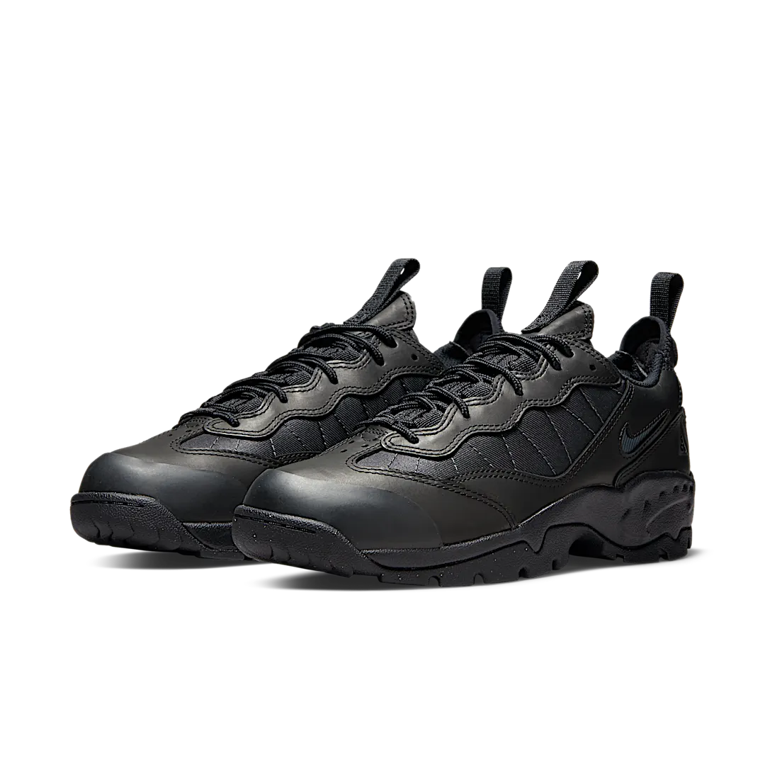 Overkicks - Nike ACG Air Mada Low Triple Black (DM3004-002) - vista trasera