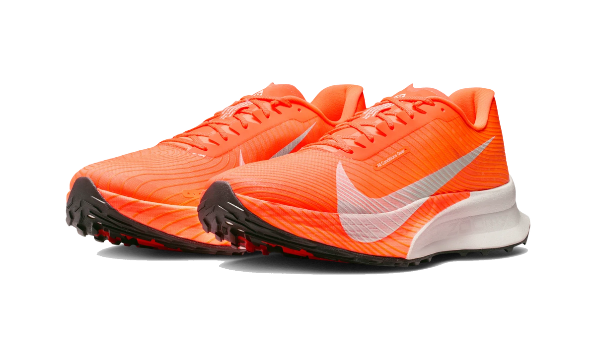 Overkicks - Nike ACG ZoomX Ultrafly Trail Hyper Crimson Total Orange (HF5668-801) - detalle talon