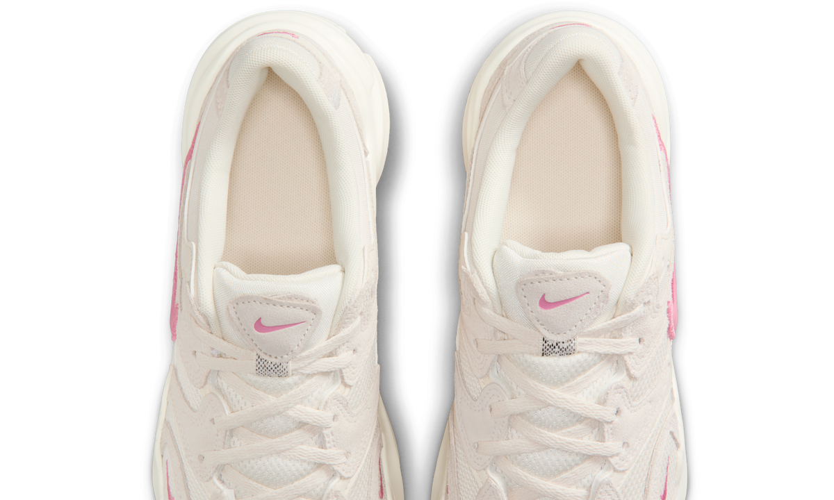 Overkicks - Nike AL8 Chalk Pale Ivory Peony (Womens) (IB3952-100) - vista superior