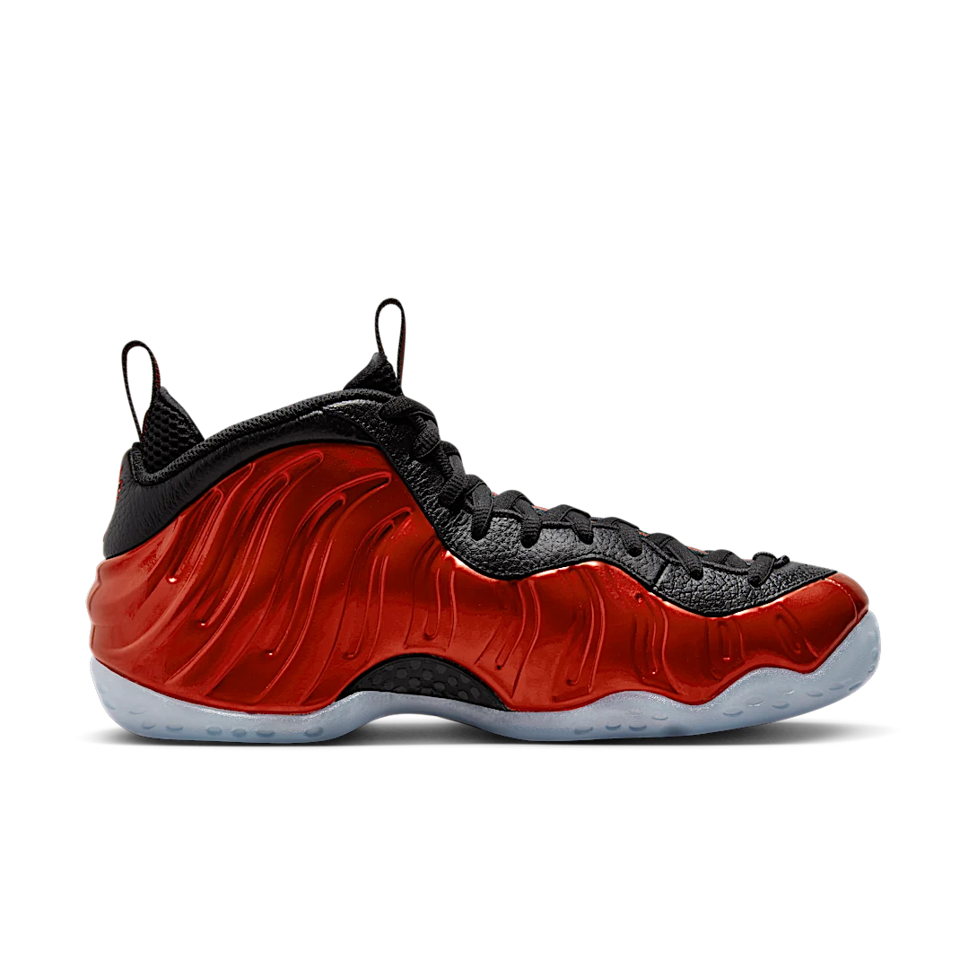 Overkicks - Nike Air Foamposite One Metallic Red 2023 (DZ2545-600) - par completo