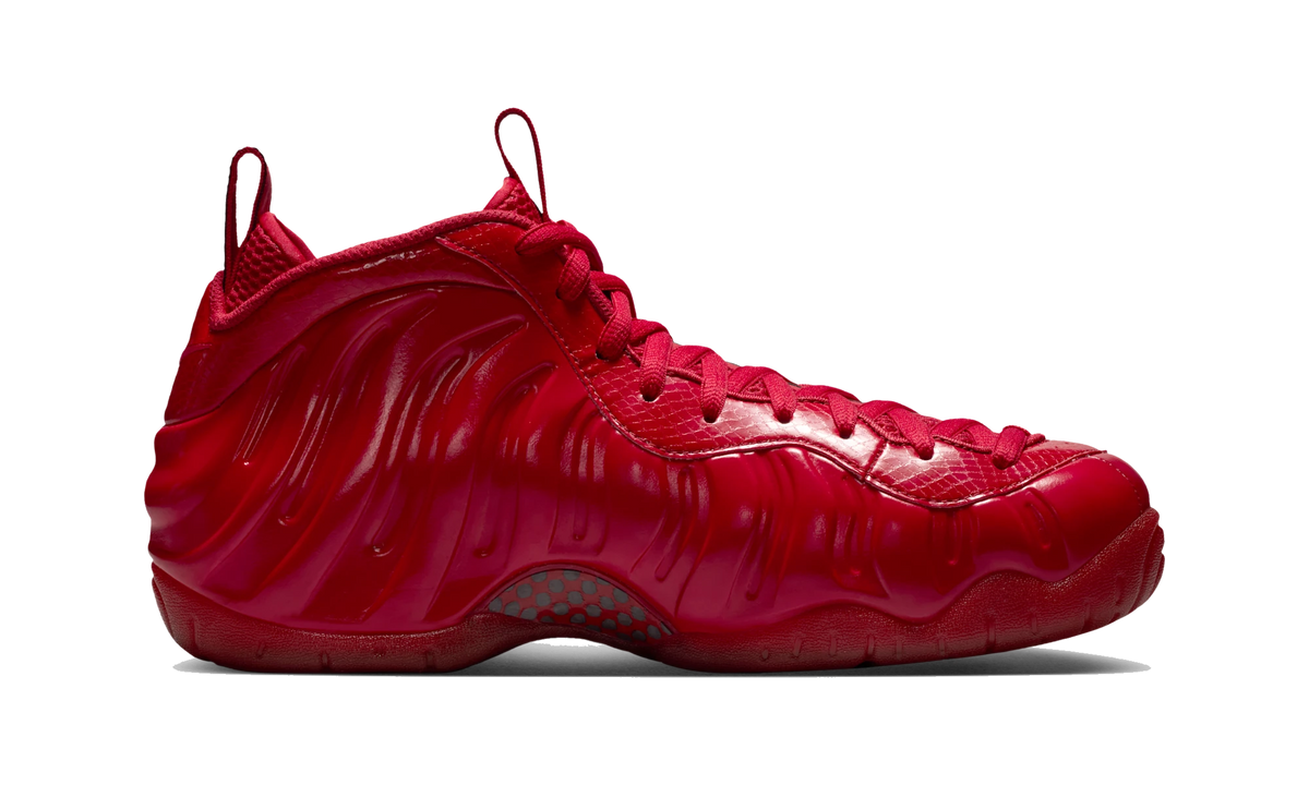Overkicks - Nike Air Foamposite Pro Red October 2026 (HF0794-600) - detalle lateral