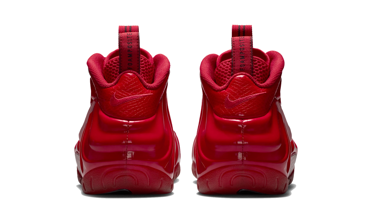 Overkicks - Nike Air Foamposite Pro Red October 2026 (HF0794-600) - vista superior