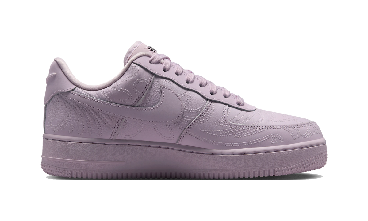 Overkicks - Nike Air Force 1 07 Bleached Lilac/White/Bleached Lilac (IO4842-500) - detalle suela
