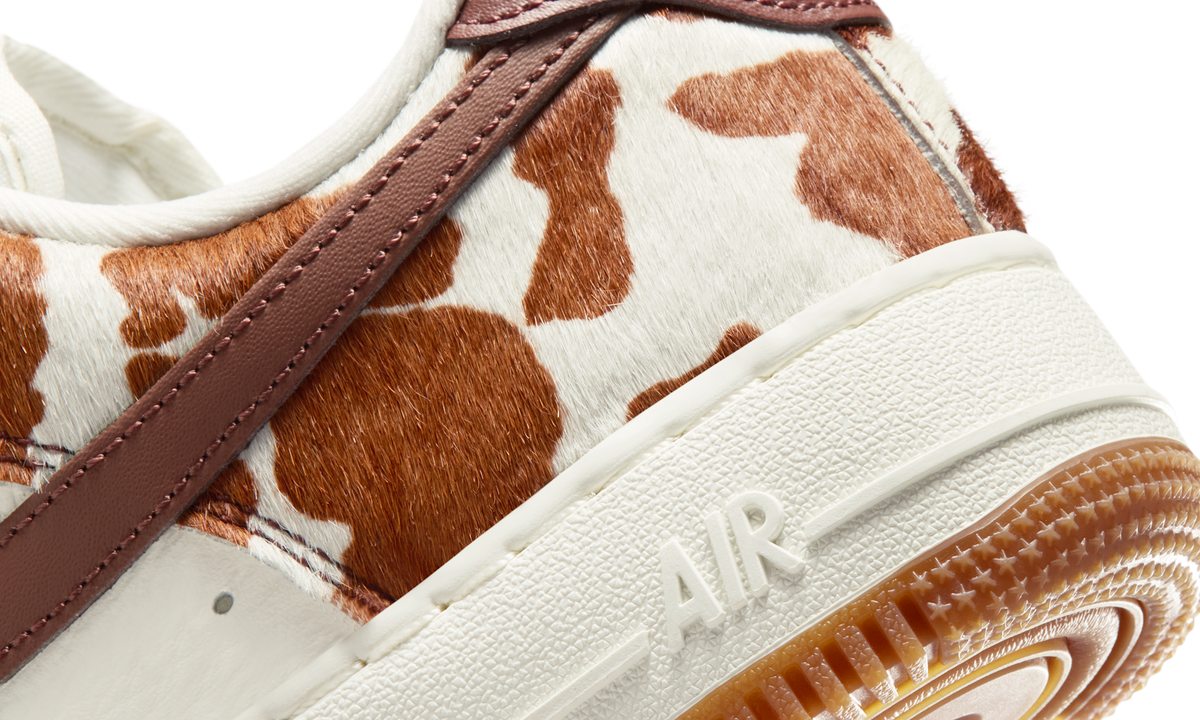 Overkicks - Nike Air Force 1 07 Field Brown Gum Medium Brown Sail (IO0442-200) - detalle