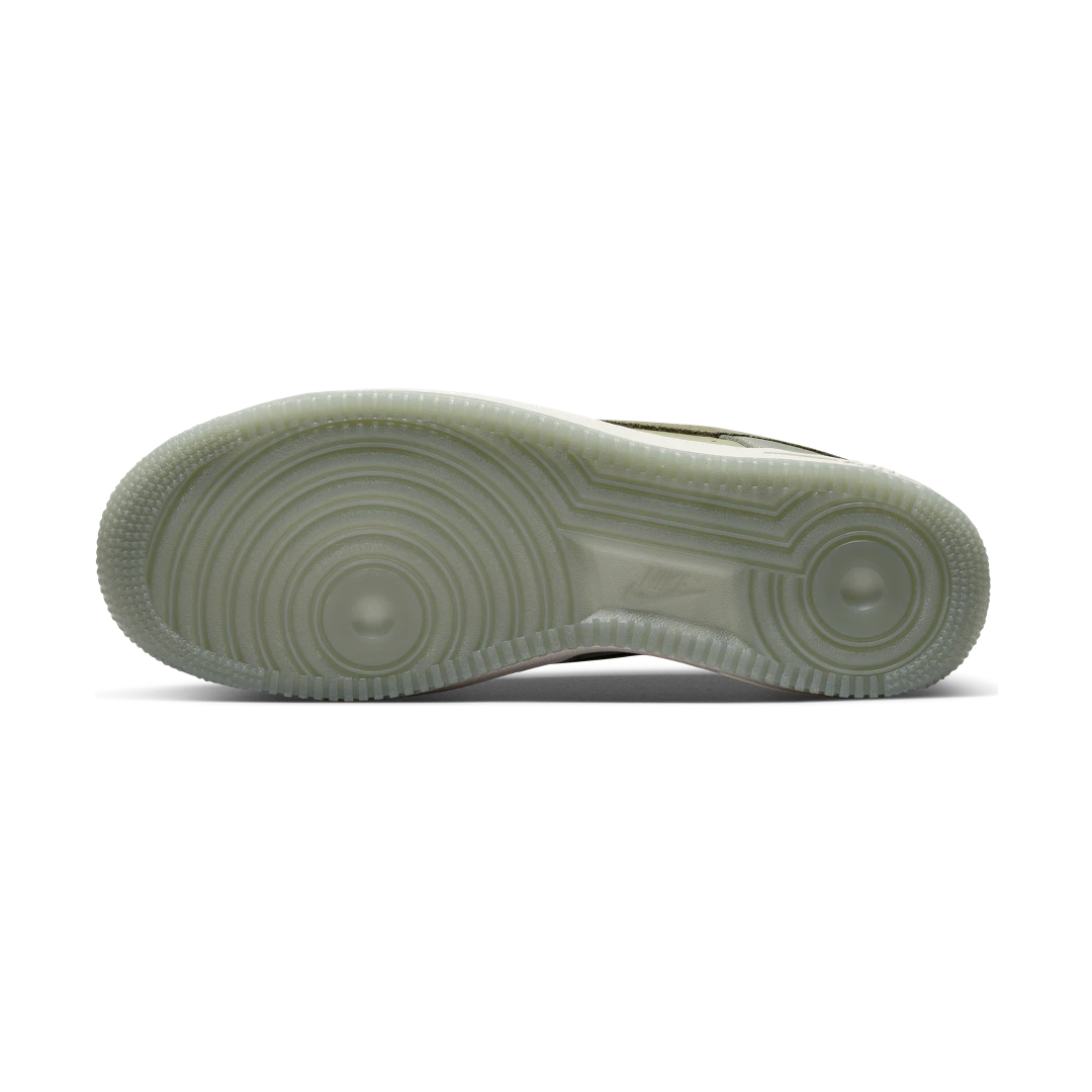 Overkicks - Nike Air Force 1 07 LV8 Dark Stucco Neutral Olive (FJ4170-002) - detalle suela