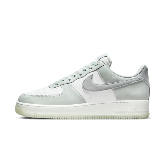 Overkicks - Nike Air Force 1 07 Light Silver Pumice (FJ4170-003) - vista lateral