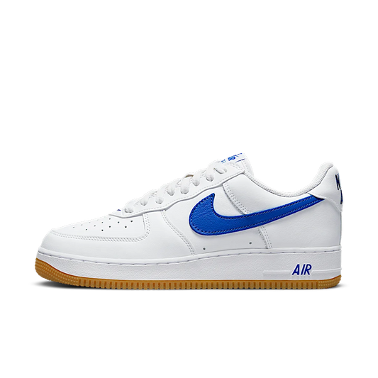 Overkicks - Nike Air Force 1 07 Low Color of the Month Varsity Royal Gum (DJ3911-101) - vista lateral