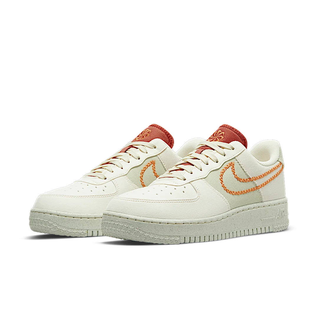 Overkicks - Nike Air Force 1 07 Low NH Next Nature Coconut Milk Light Curry (DR3101-100) - vista trasera