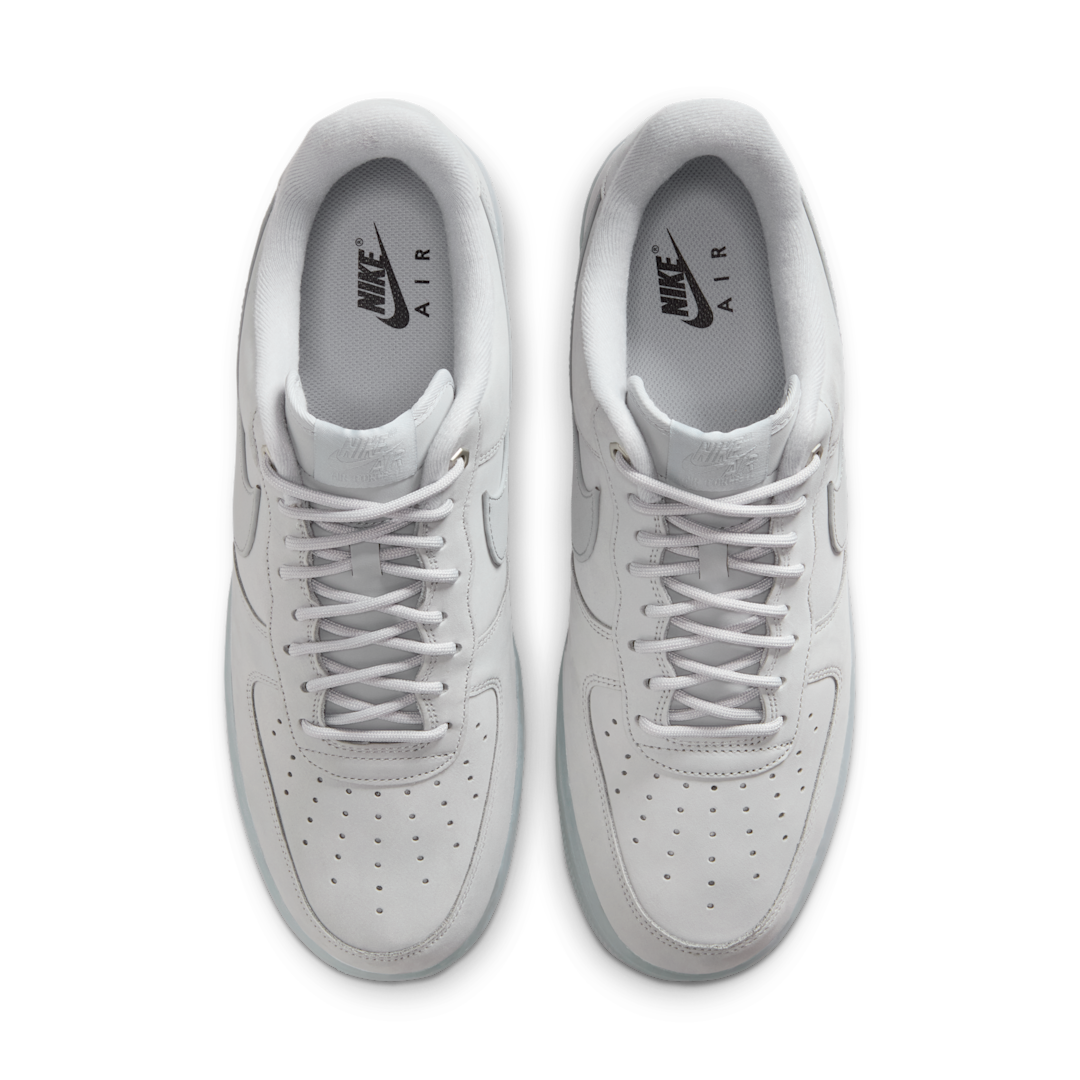 Overkicks - Nike Air Force 1 07 Low WB Triple Wolf Grey (CJ9179-002) - par completo